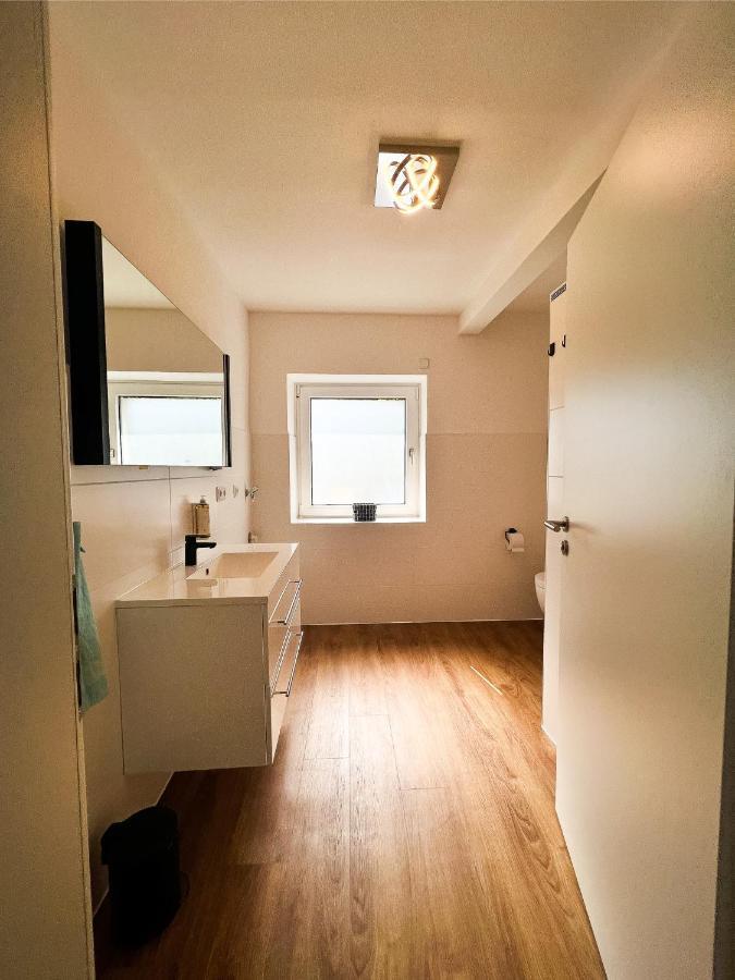 Modern Apartment Wissenbach 2 Barrierefrei Eschenburg Eksteriør bilde